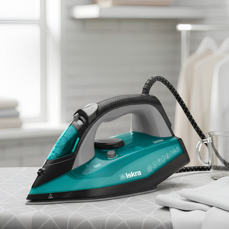 ISKRA pegla na paru 2600W slika 3